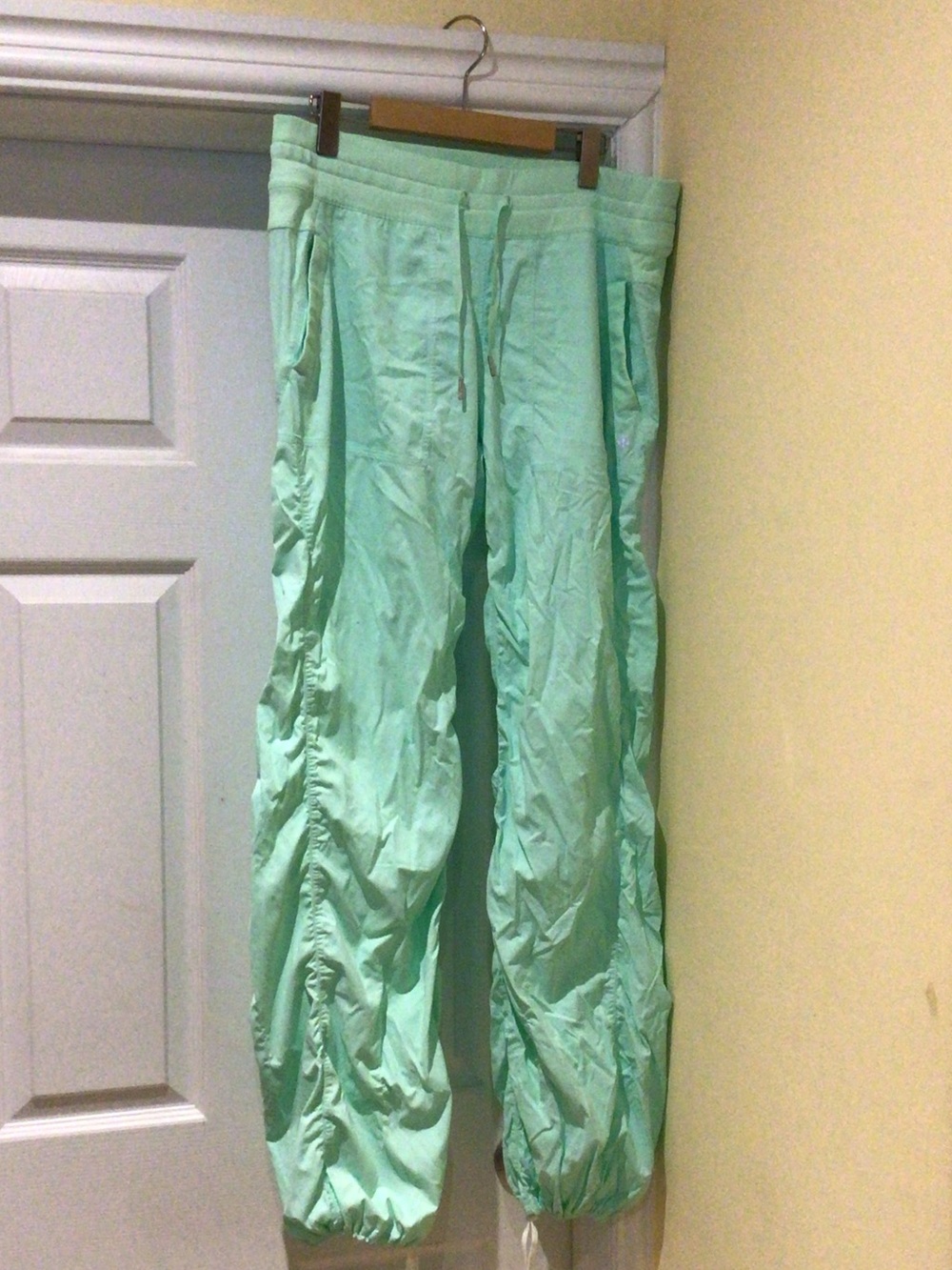 lululemon athletica Studio Dance Pants Size 12